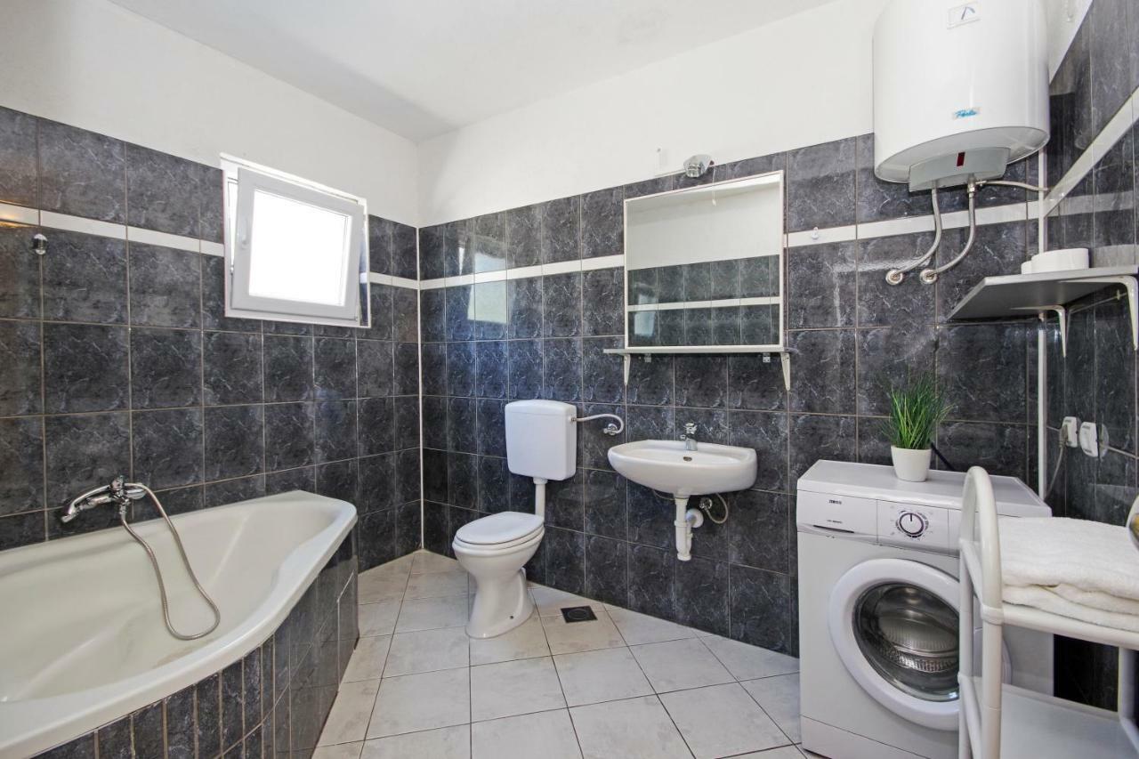 Solis Apartman Makarska
